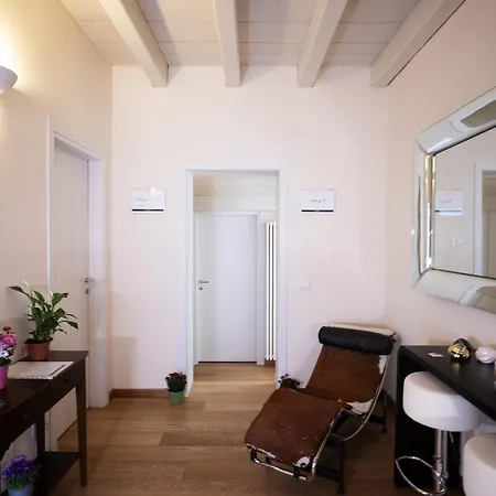 Nocleg ze śniadaniem Relais La Rocca 3*
