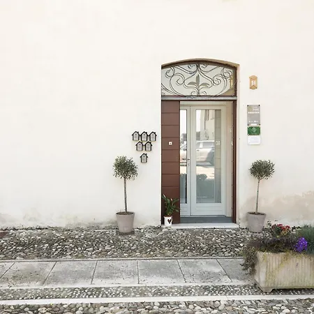 Oda ve Kahvaltı Relais La Rocca