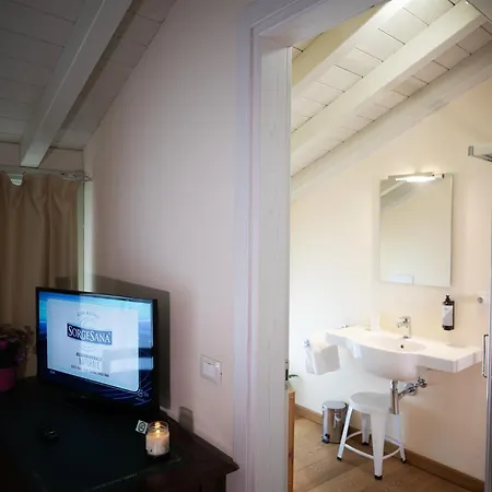 Relais La Rocca Nocleg ze śniadaniem