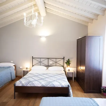 Relais La Rocca Bed & Breakfast