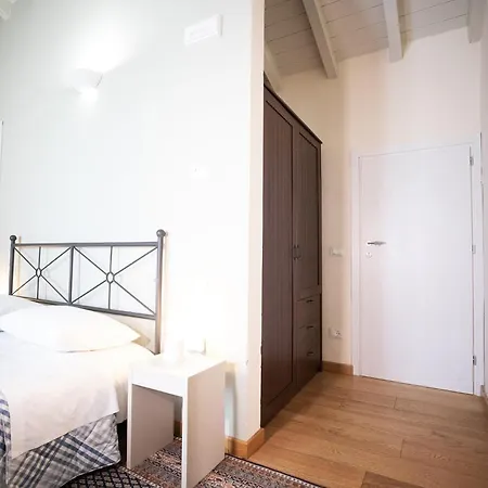 Oda ve Kahvaltı Relais La Rocca