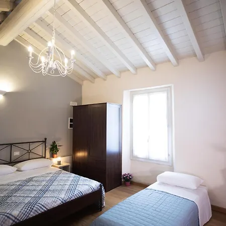 Relais La Rocca Bed & Breakfast